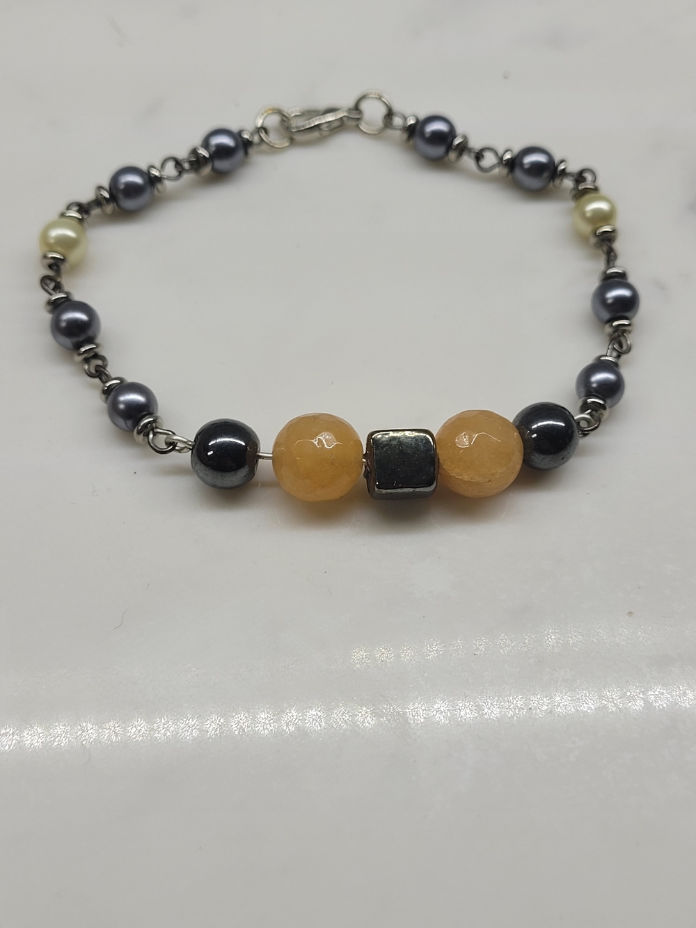 Hand Crafted Gemstone Turmaline, Hemitite With Glass Pearls Bracelet 7"